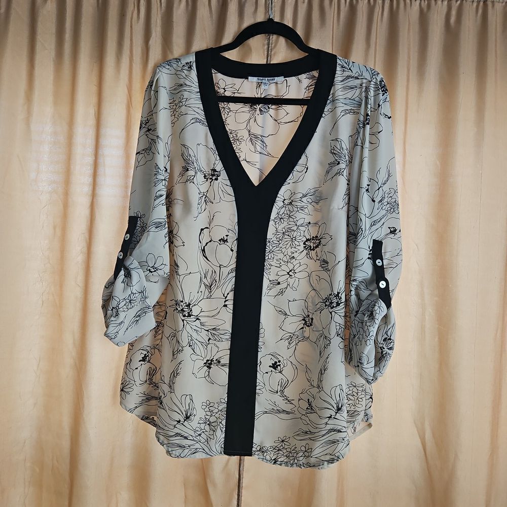 Womens Large Floral V-Neck Blouse